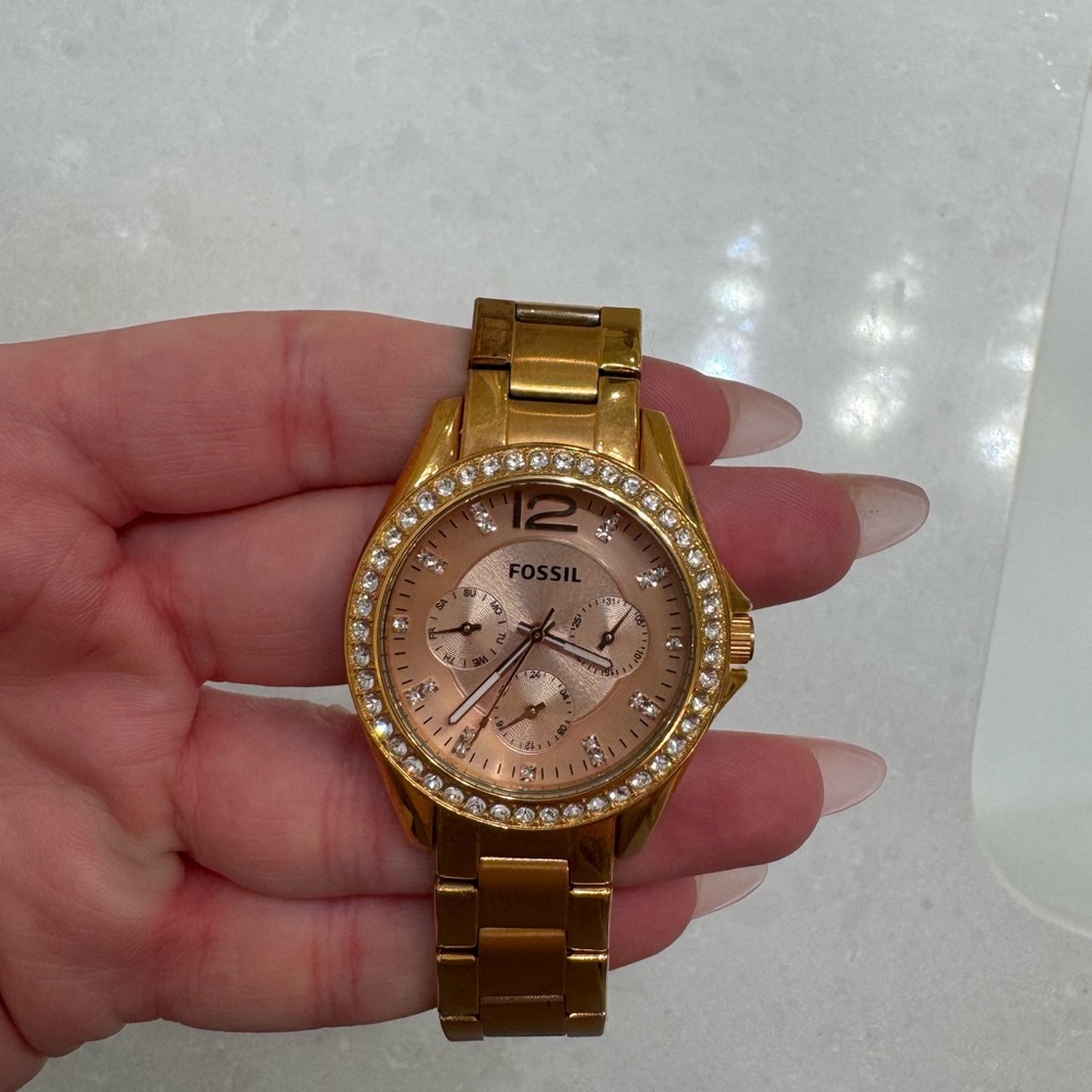 Fossil watch